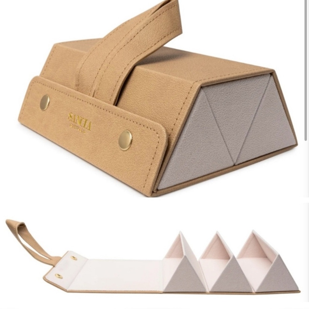Foldable Tan Sunglasses Organizer by SANYA